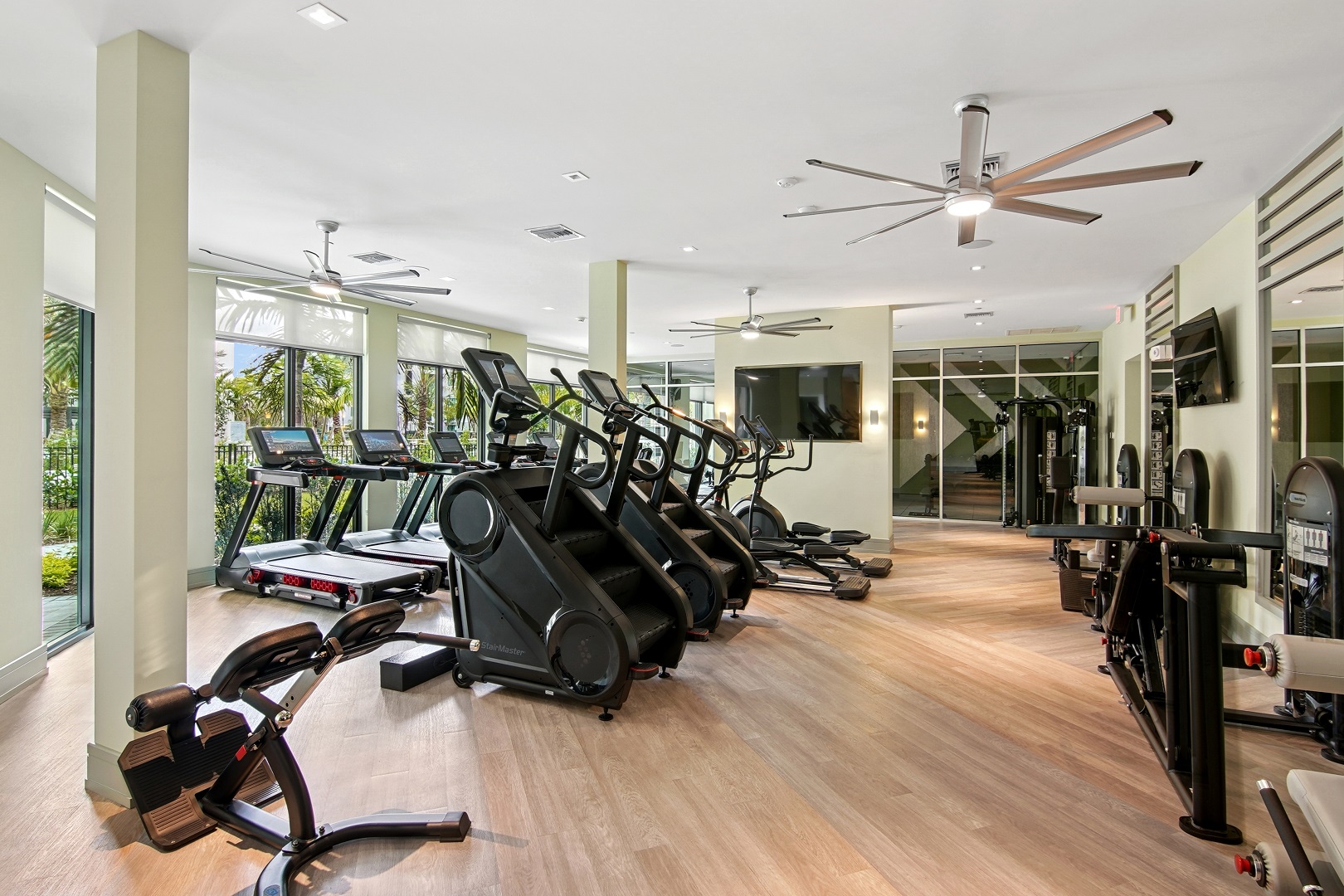 Affina_LuxuryApartments_FitnessCenter_KendallFlorida