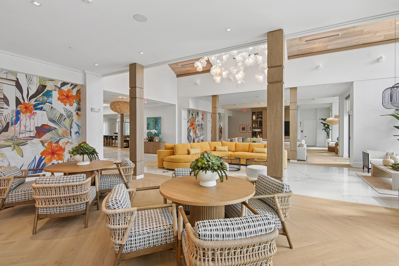 Affina_LuxuryApartments_LobbyCafe_KendallFlorida
