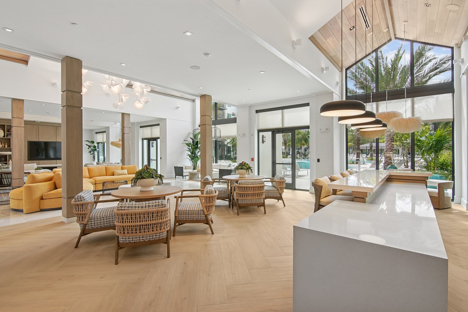 Affina_LuxuryApartments_LobbyCafe_KendallFlorida