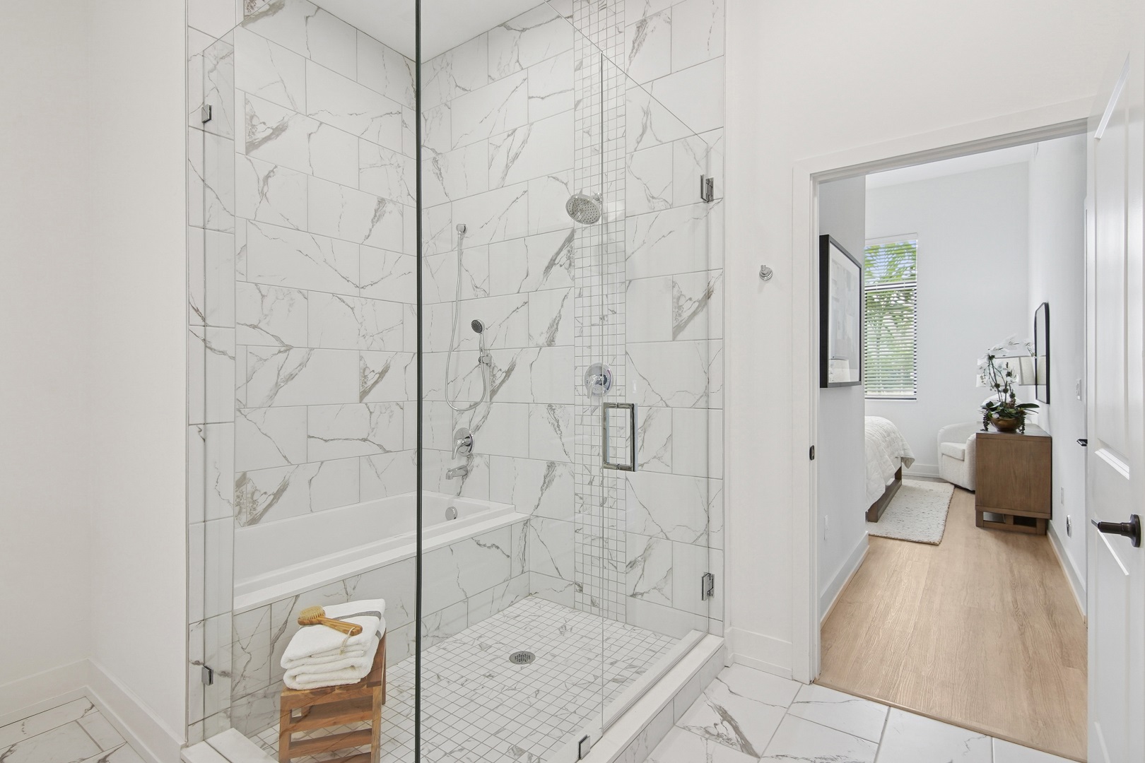 Affina_LuxuryApartments_Bathroom_KendallFlorida