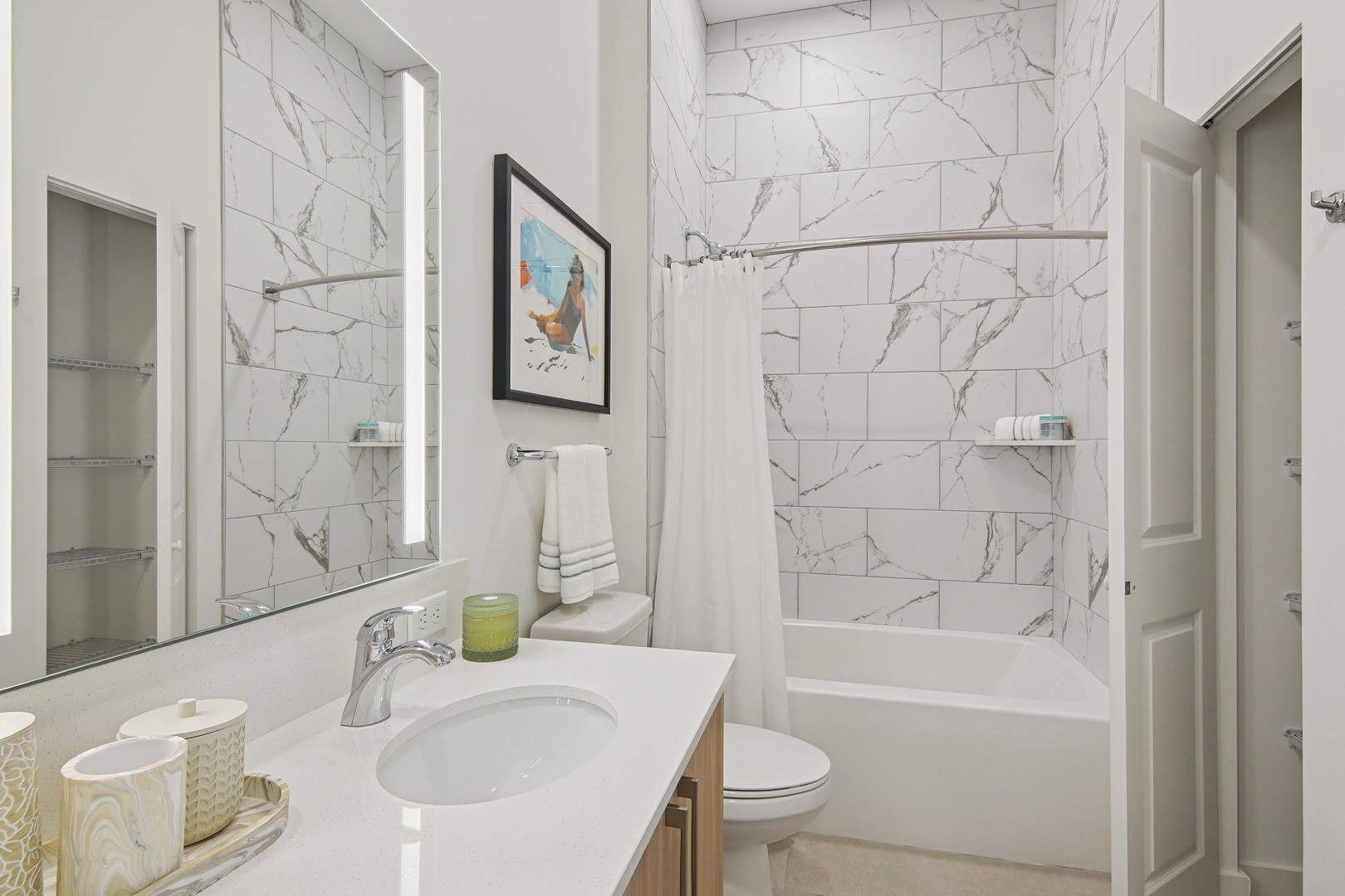 Affina_LuxuryApartments_Bathroom3_KendallFlorida